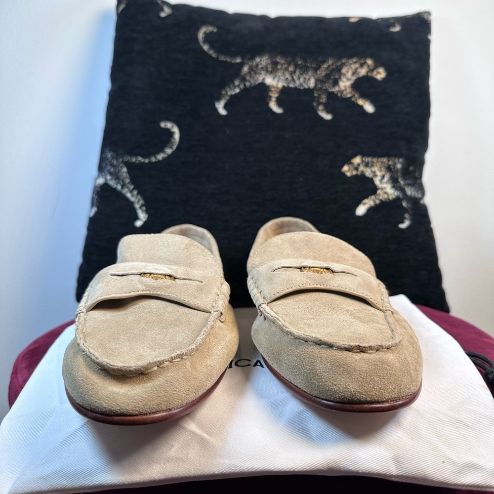 Veronica Beard Penny Loafer in Sand sude leather work classy flat like new - Picture 6 of 11